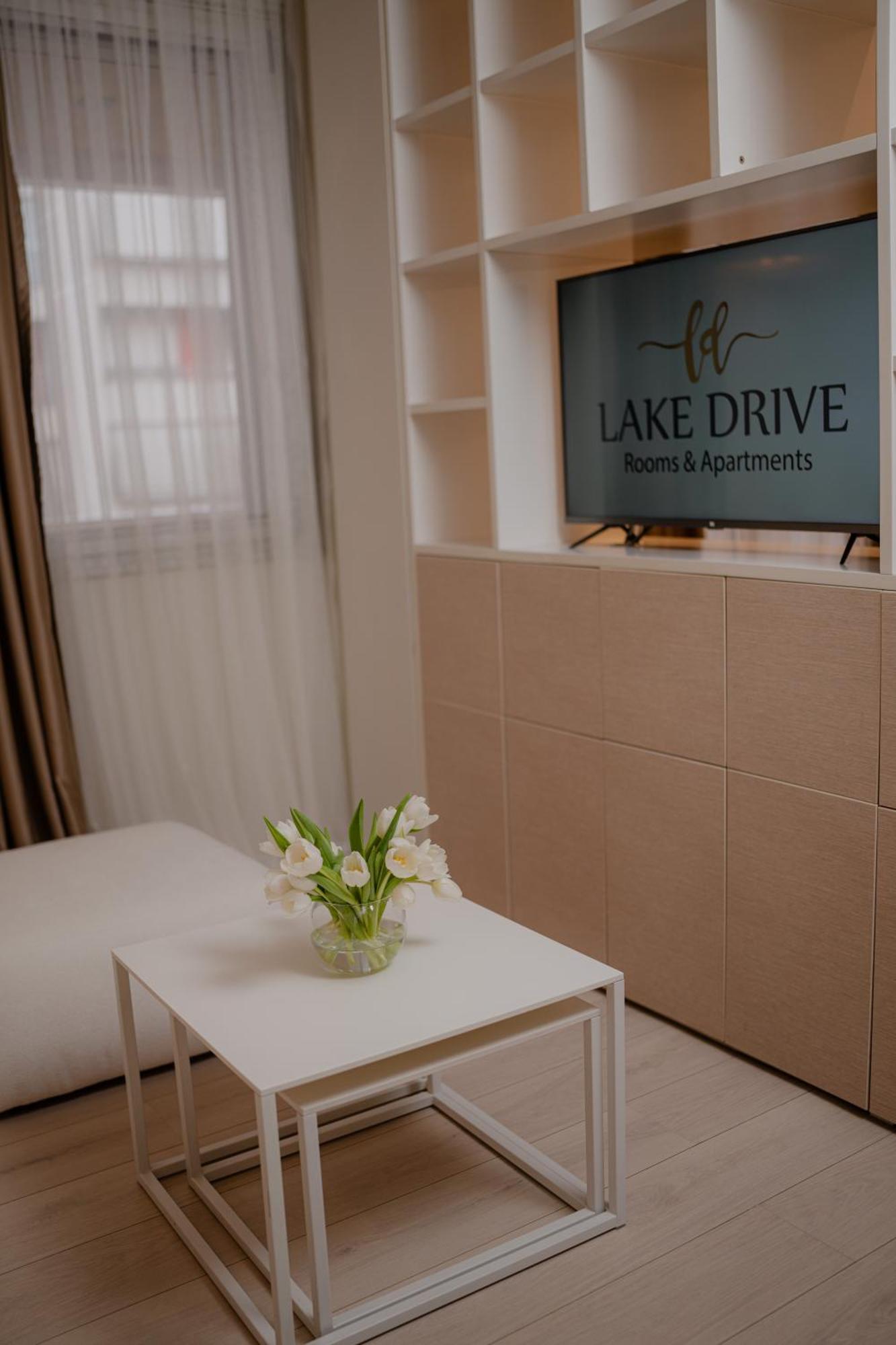 Hotel apartamentowy Drive Rooms&apartments Tirana