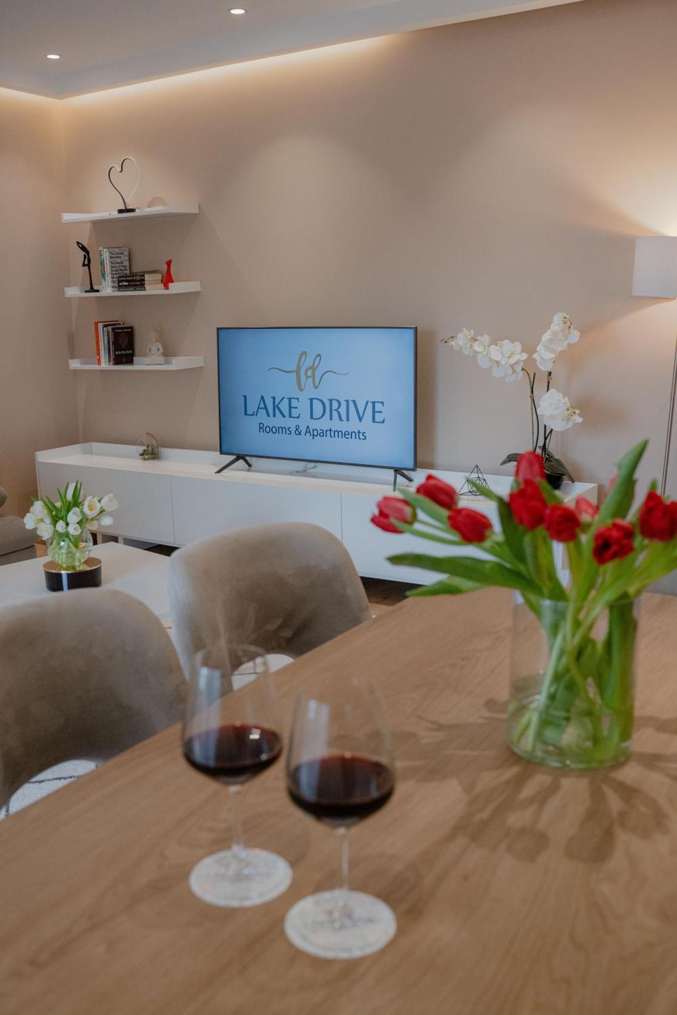 Hotel apartamentowy Drive Rooms&apartments Tirana